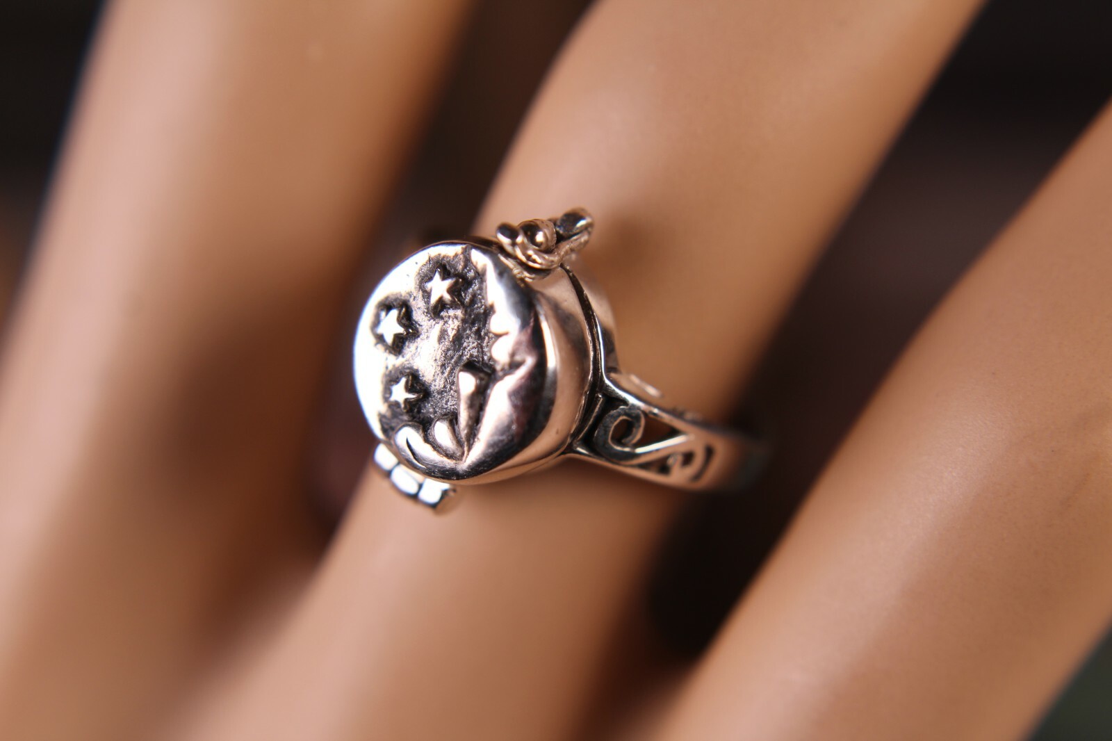 Sterling Silver Poison Ring Moon and Stars Pillbox Capsule for Witchy Moonchild