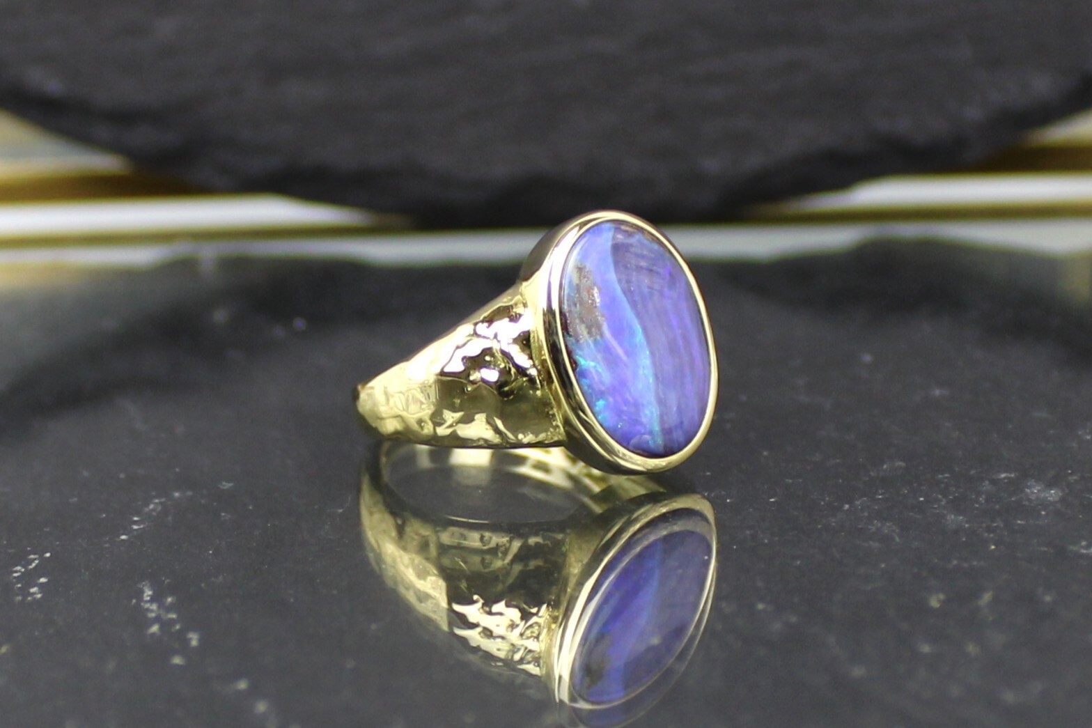 Opal Ring, 18ct Yellow Gold 750 Opal Ring, Australia