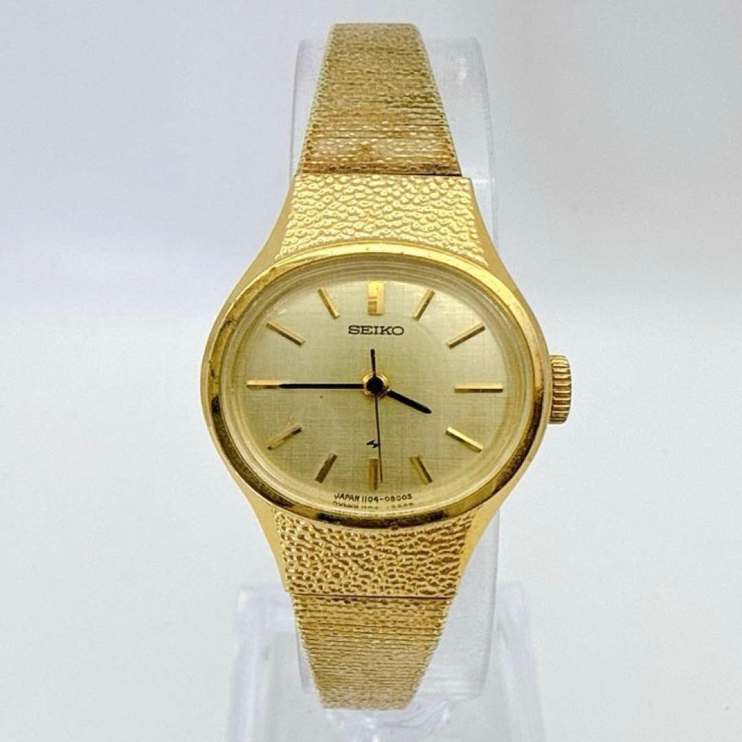 Working condition Seiko manual winding ladies’ watch, gold, vintage.