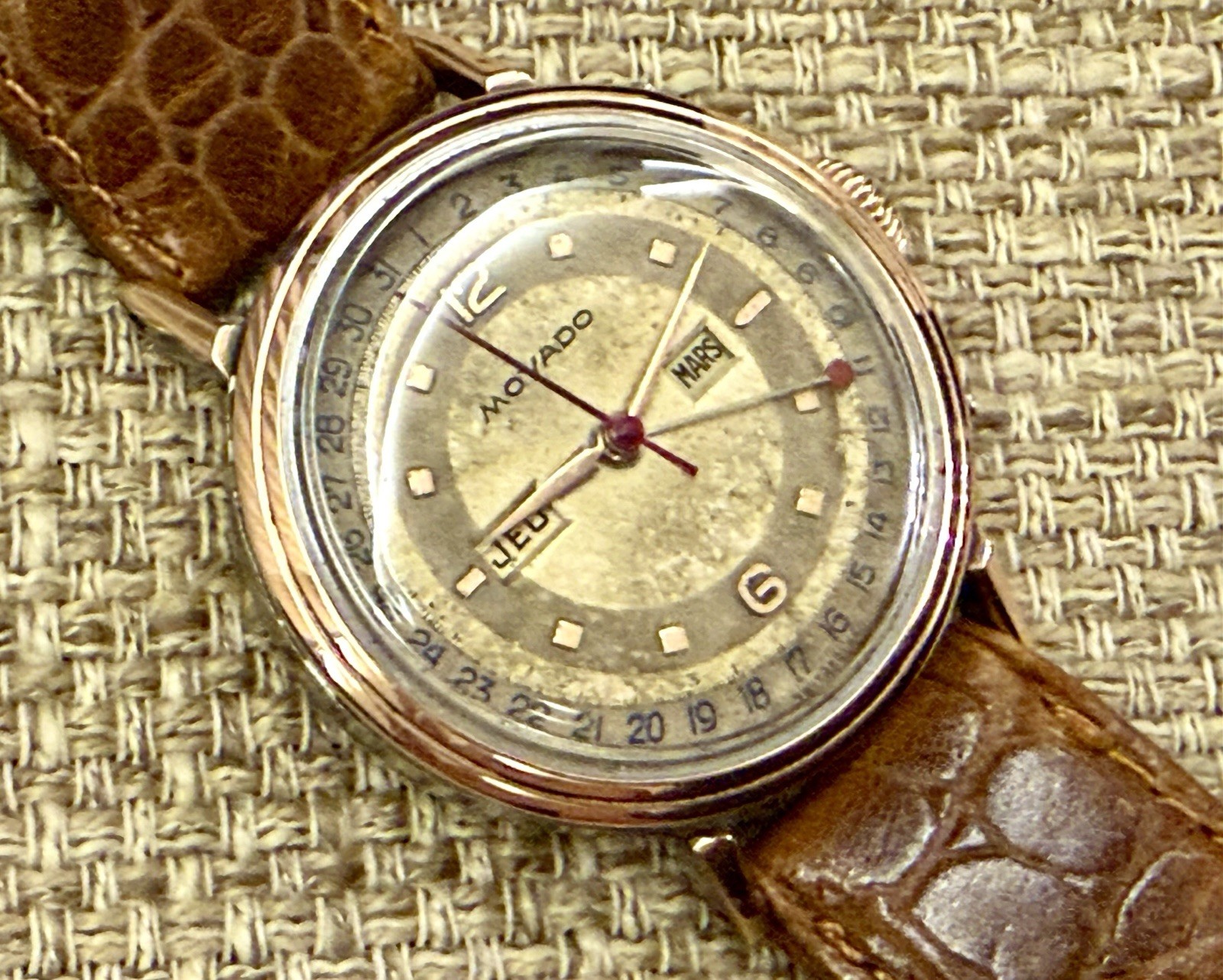 ⌚Ultra Rare Movado Triple Calendar Gold-Capped Hand-Wind Vintage Swiss⌚
