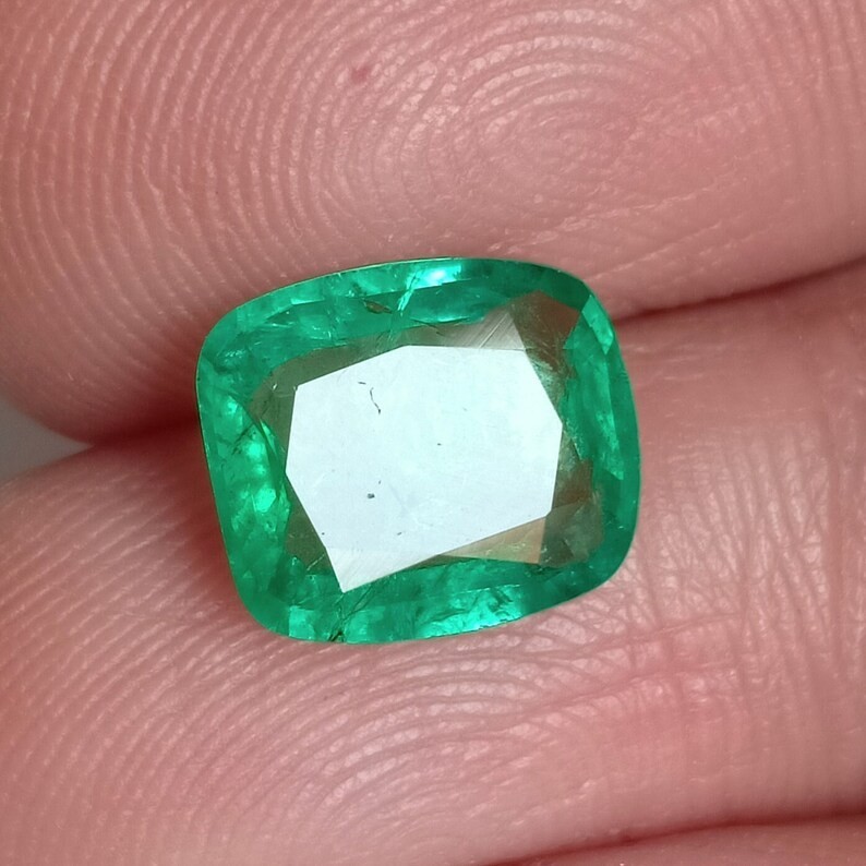 Certified Vivid Green Emerald Cushion Cut Earth Mined Loose Gemstone 1.84 Ct