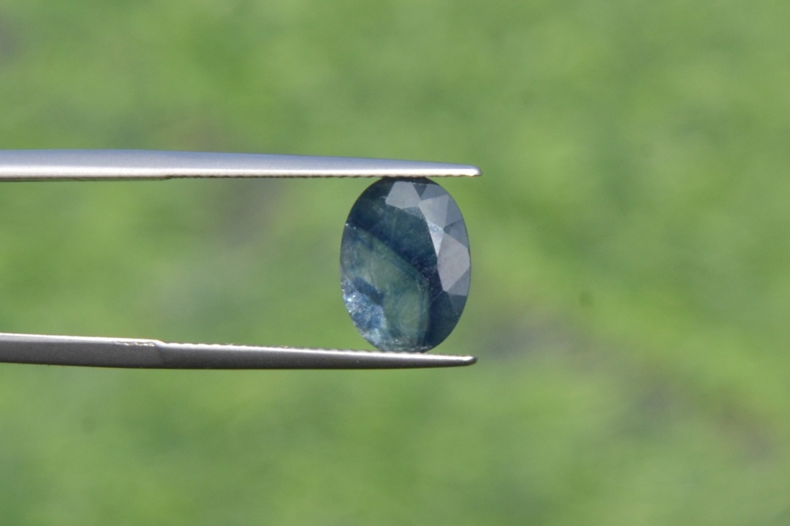 Natural Blue Sapphire 2.61 Carat. Normal Heated Oval Step Cut