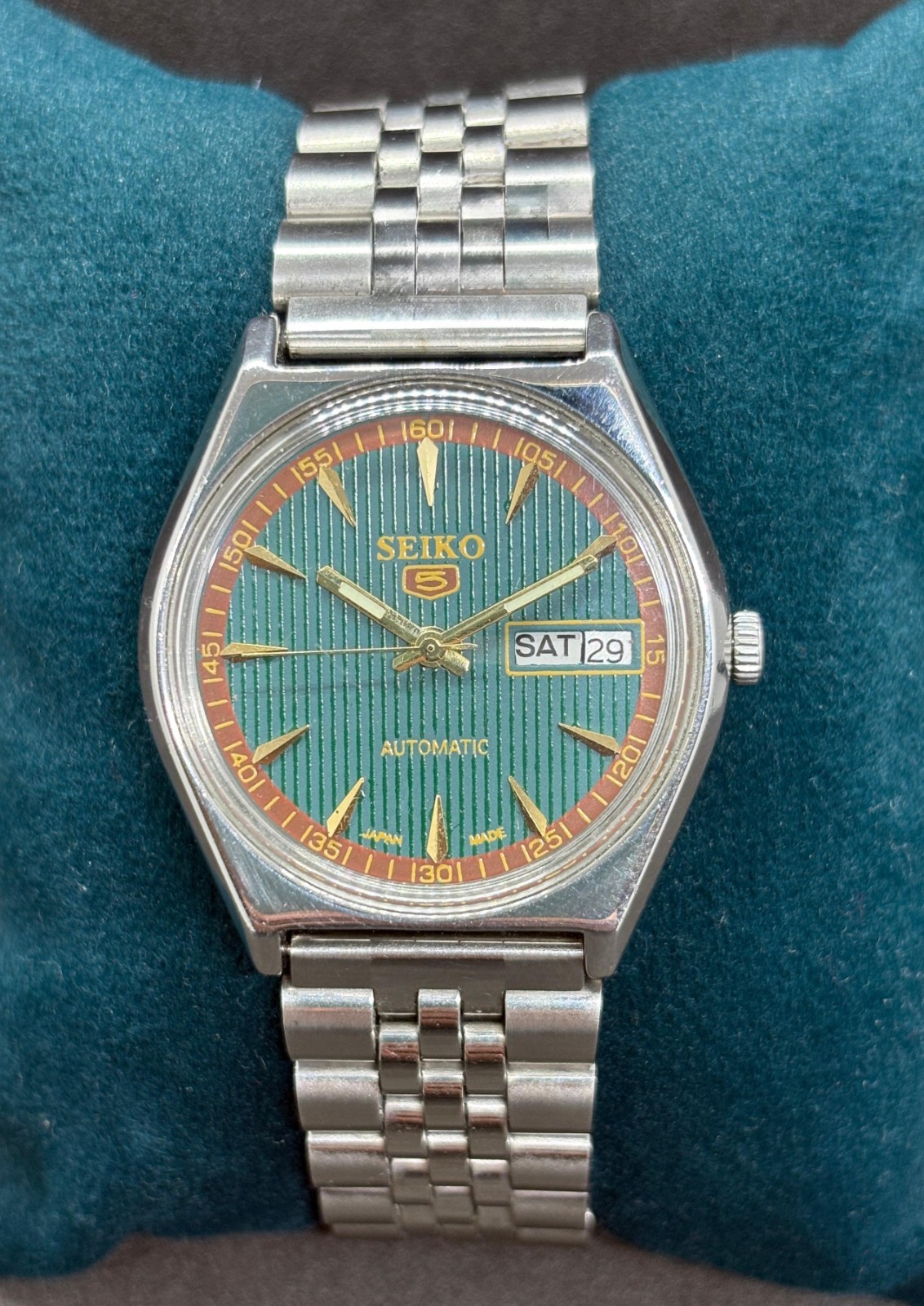 Vintage Seiko 5 Automatic 6309 Cal. Day/Date Japanese Men’s Wrist Watch