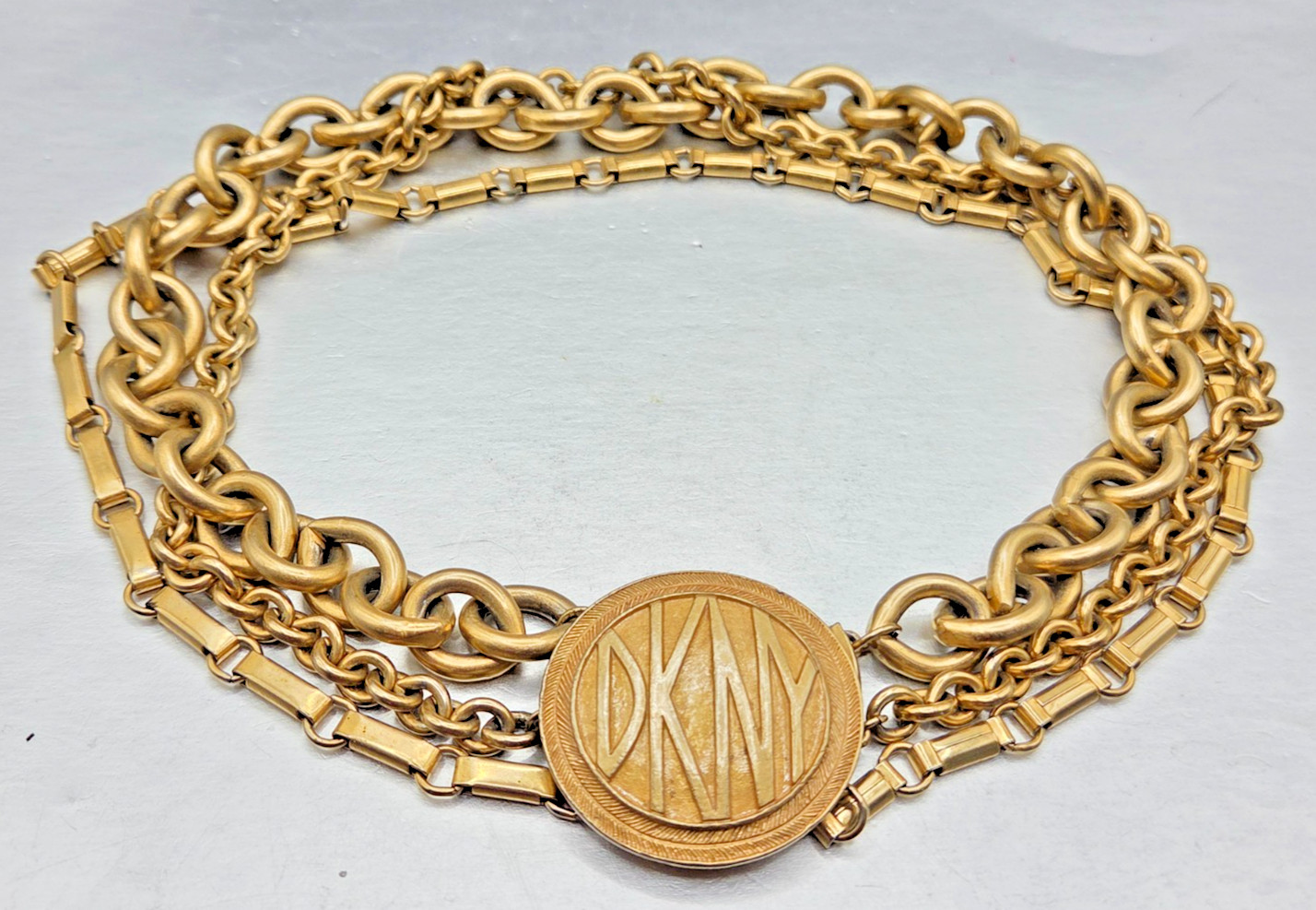 Vintage Signed DKNY Donna Karan LOGO MEDALLION Gold tone Chain Necklace 16″