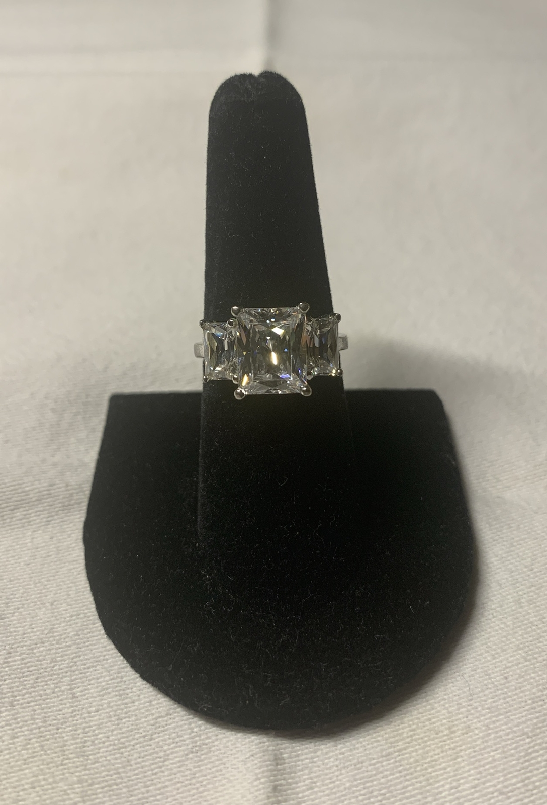BEAUTIFUL RING ~ Size 7 ~ KOREA 925 STERLING SILVER DQ CZ STONES 🩷💘