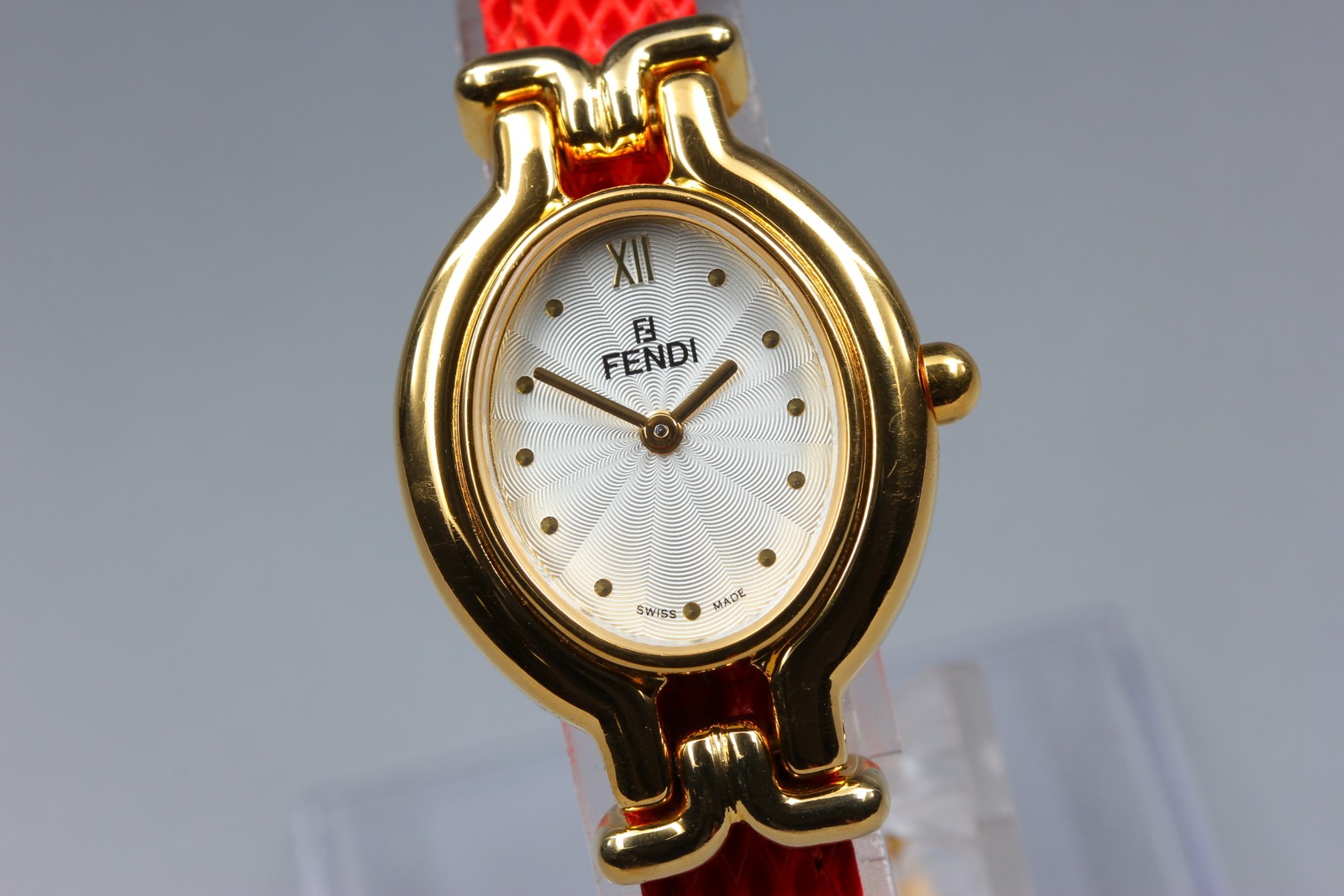 Vintage FENDI 640L Chameleon 5 Colors Belt Gold Women’s Quartz Watch [Box]