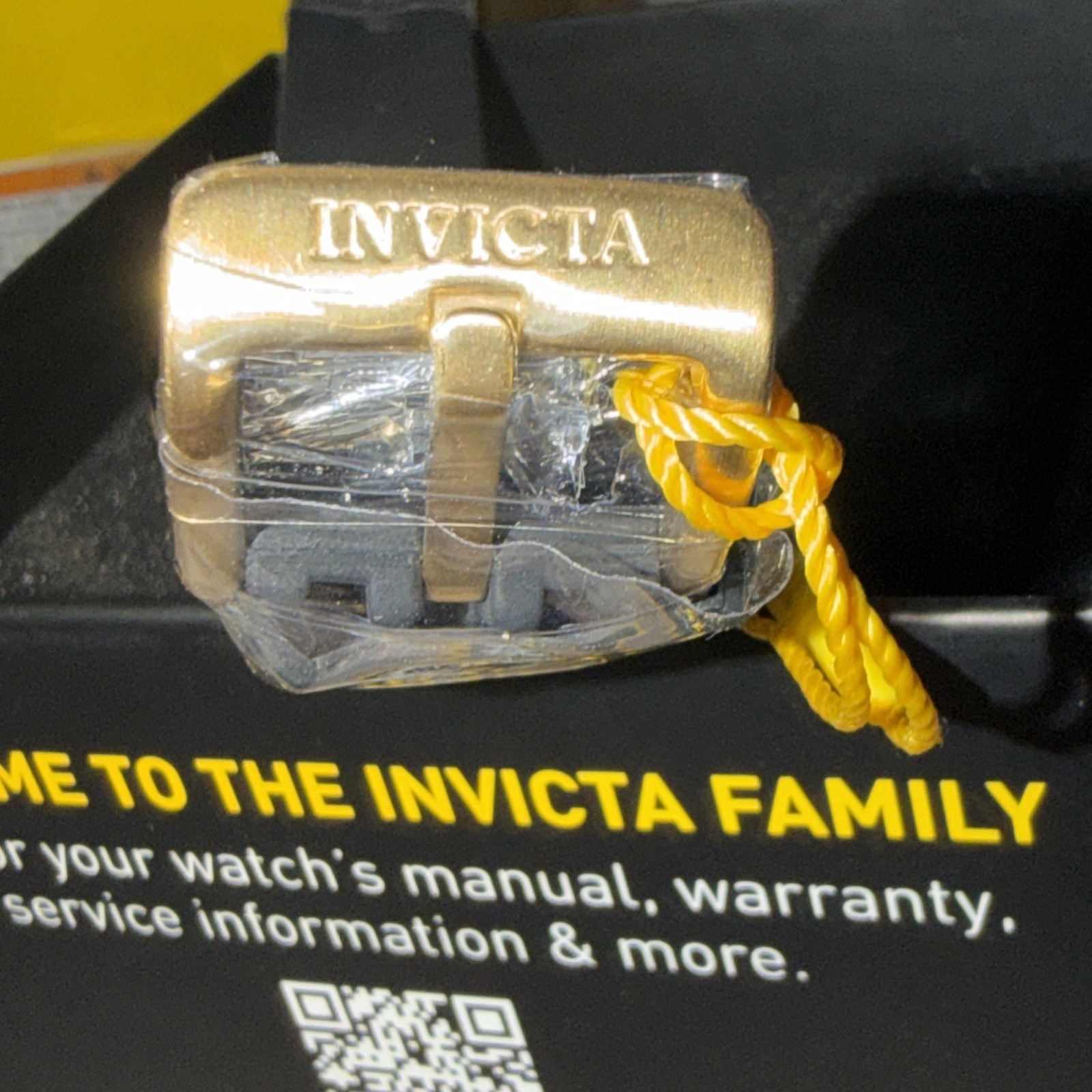 Invicta Speedway Men’s Watch 50873 -39.5mm Gold&Green Roulette Dial. W Box&tags