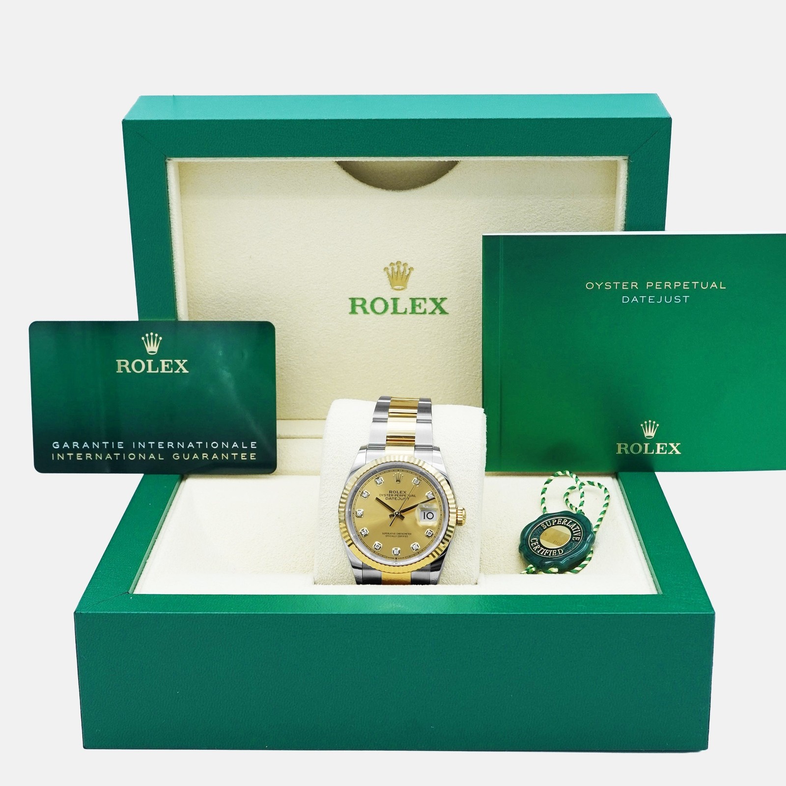 Rolex 126233 Datejust 36 mm Champagne Dial Oyster Bracelet Box and Papers 2023