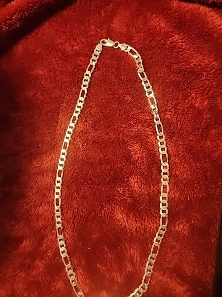 Mens 925 sterling silver Figaro link chain 6mm wide, 24 Inches 25.4 g New gift