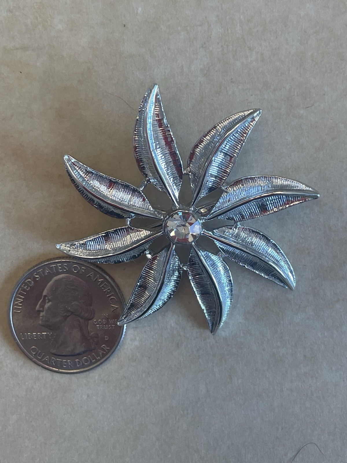 Vintage Gerry’s Feather Starburst Crystal Silver Brooch Pin Fashion