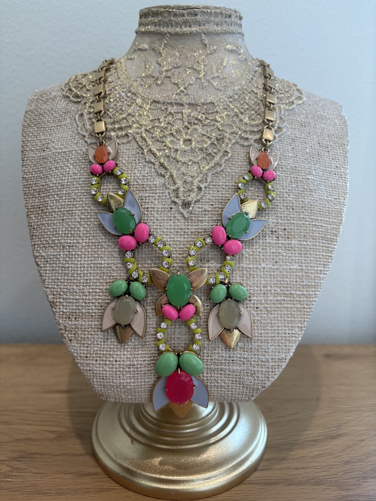 Stella & Dot Necklace Tropicana Statement 23” Adjustable Gold Tone Pink Green