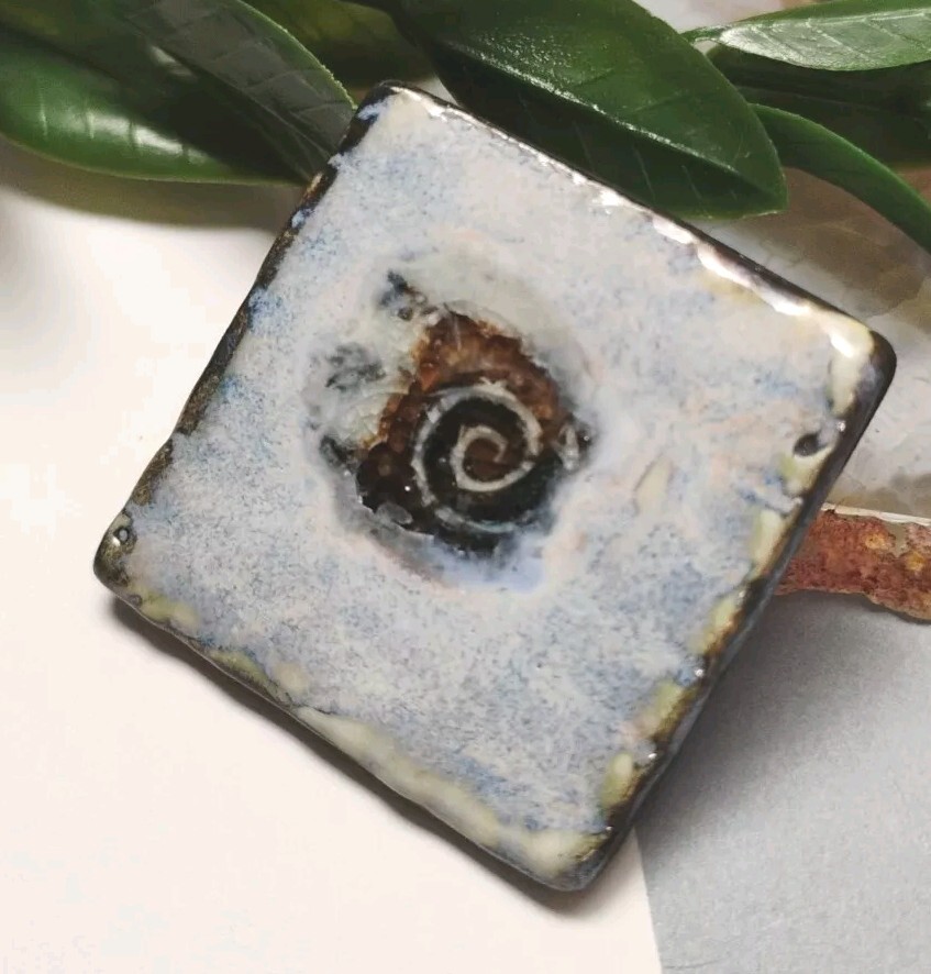 ARTISAN! 1.25″ x 1.25″ Glazed Handmade Ceramic Pin w/”Eye of God” Spiral Detail!