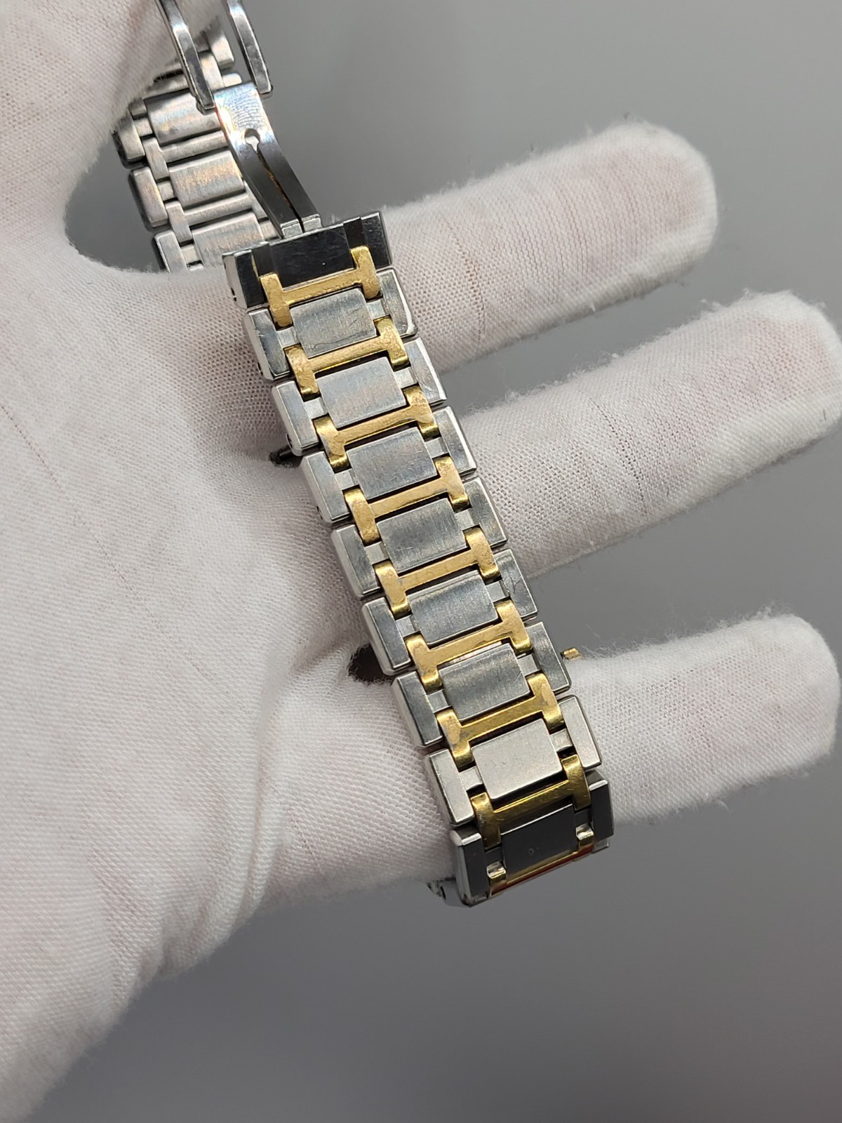 RARE [N. MINT] 35mm Raymond Weil 8800 Swiss Men’s 18k Gold Bezel Watch 8.25″