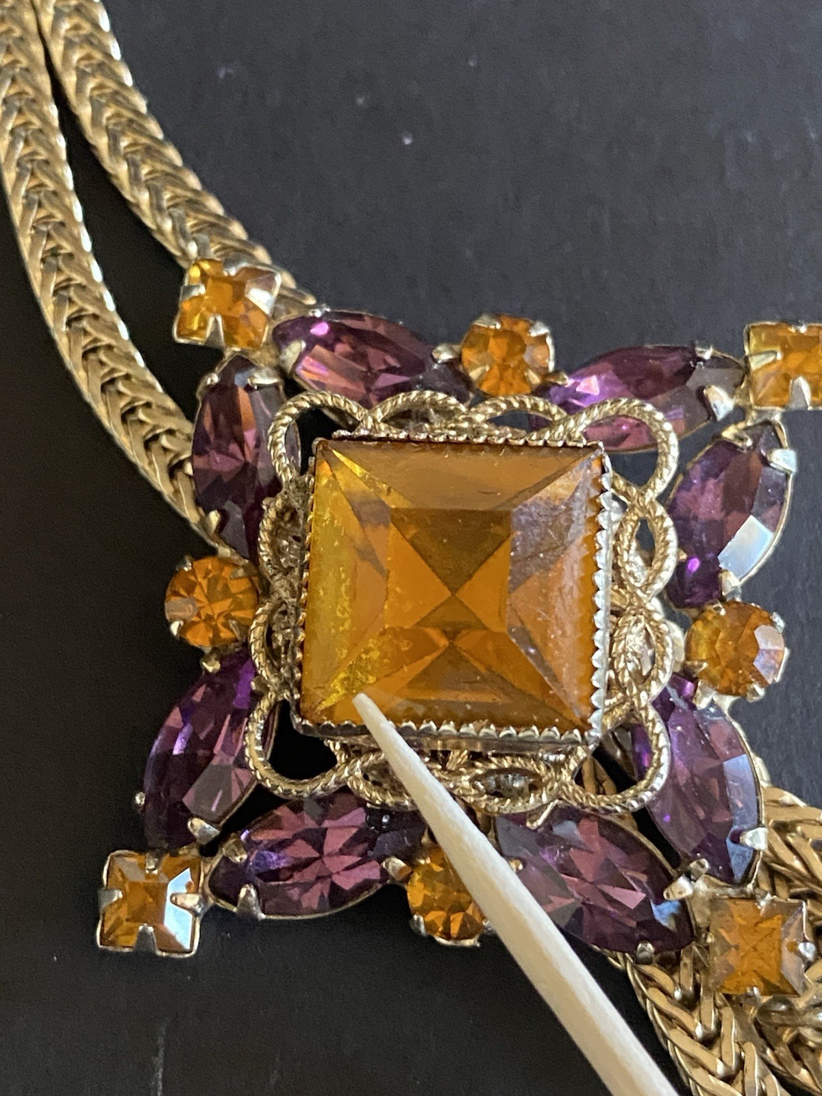 Fixed-Pendant Lariat Necklace Faux Citrine & Amethyst Herringbone Chain ’70s VTG