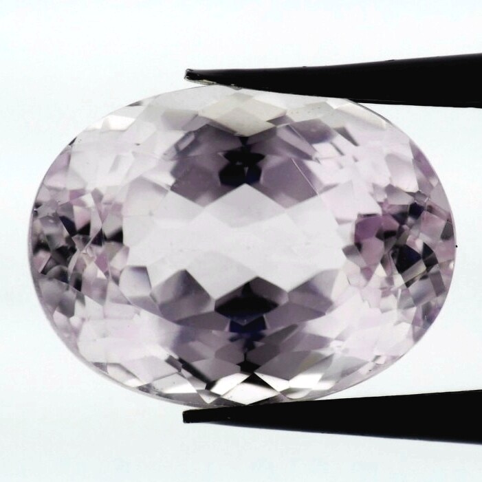 KUNZITE 15.90 x 12.03 MM OVAL CUT ALL NATURAL F-1858