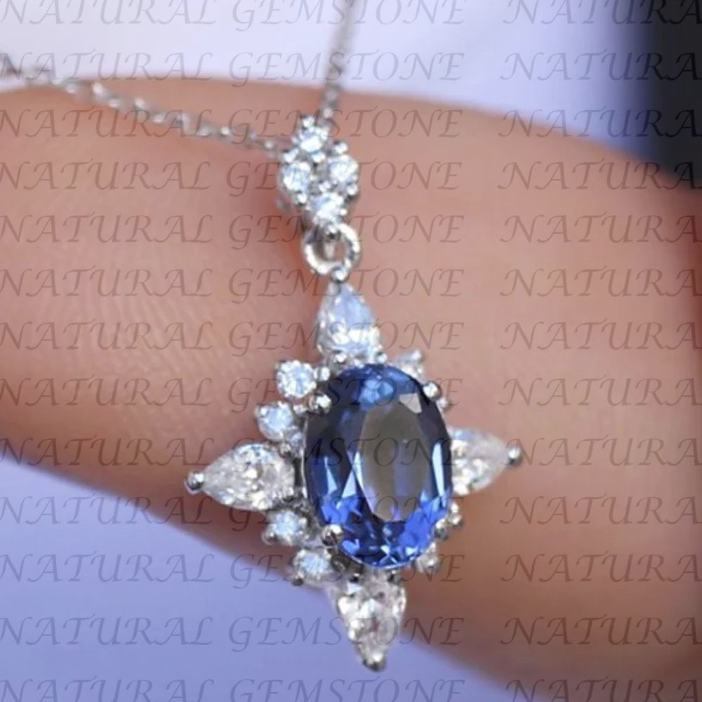 6.80Carat Oval Shape Natural Sapphire and Diamond Pendant 18K White Gold Plated