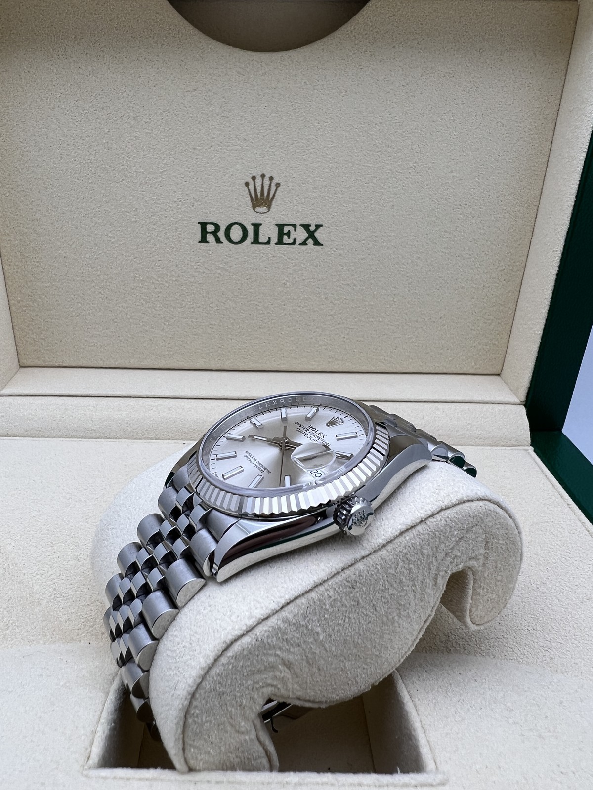 Rolex Datejust 36mm 126234 Silver Dial 18K Fluted Jubilee Steel Watch Box Papers