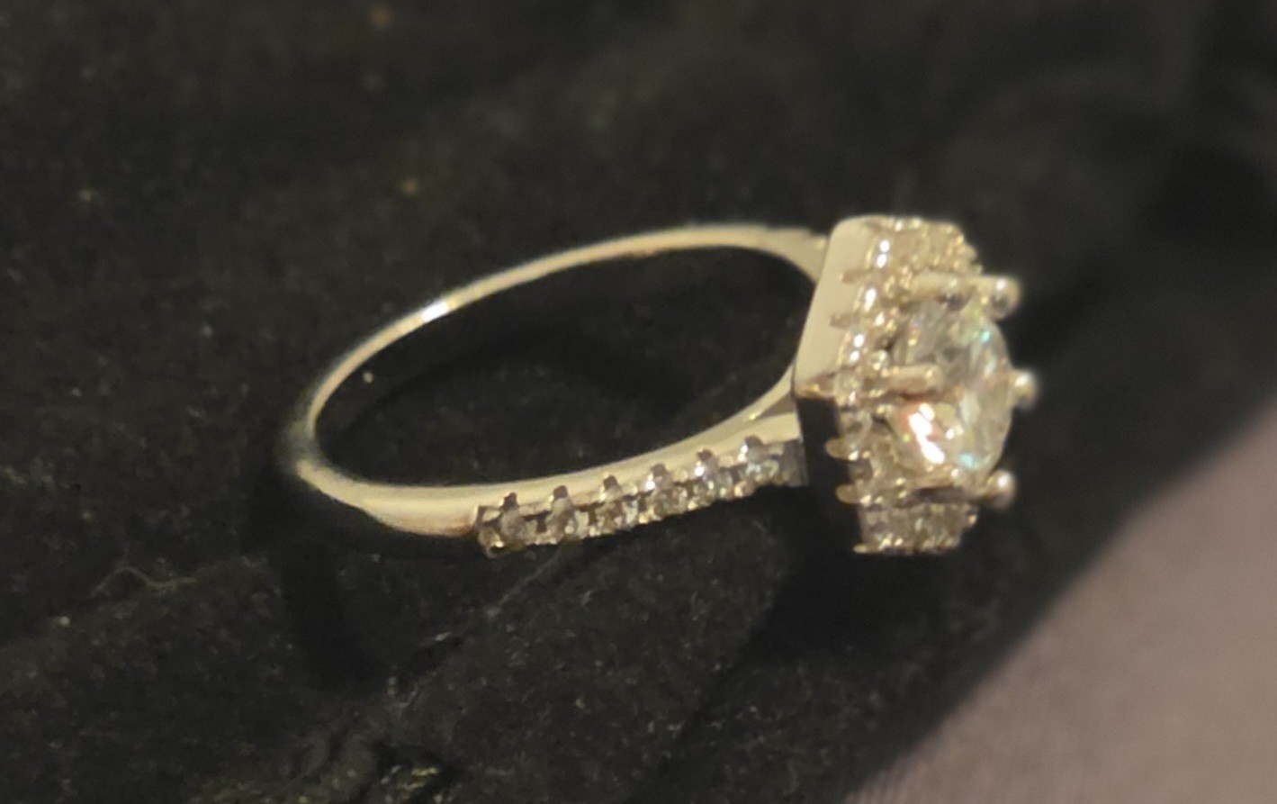 925 Sterling Silver 1.0ct Moissanite Halo Pave Band Size 6