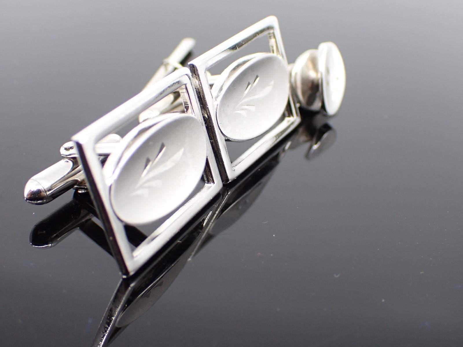 Vintage Swank Silver Tone Cufflinks Tie Tack Set Etched Oval Mid Century Modern