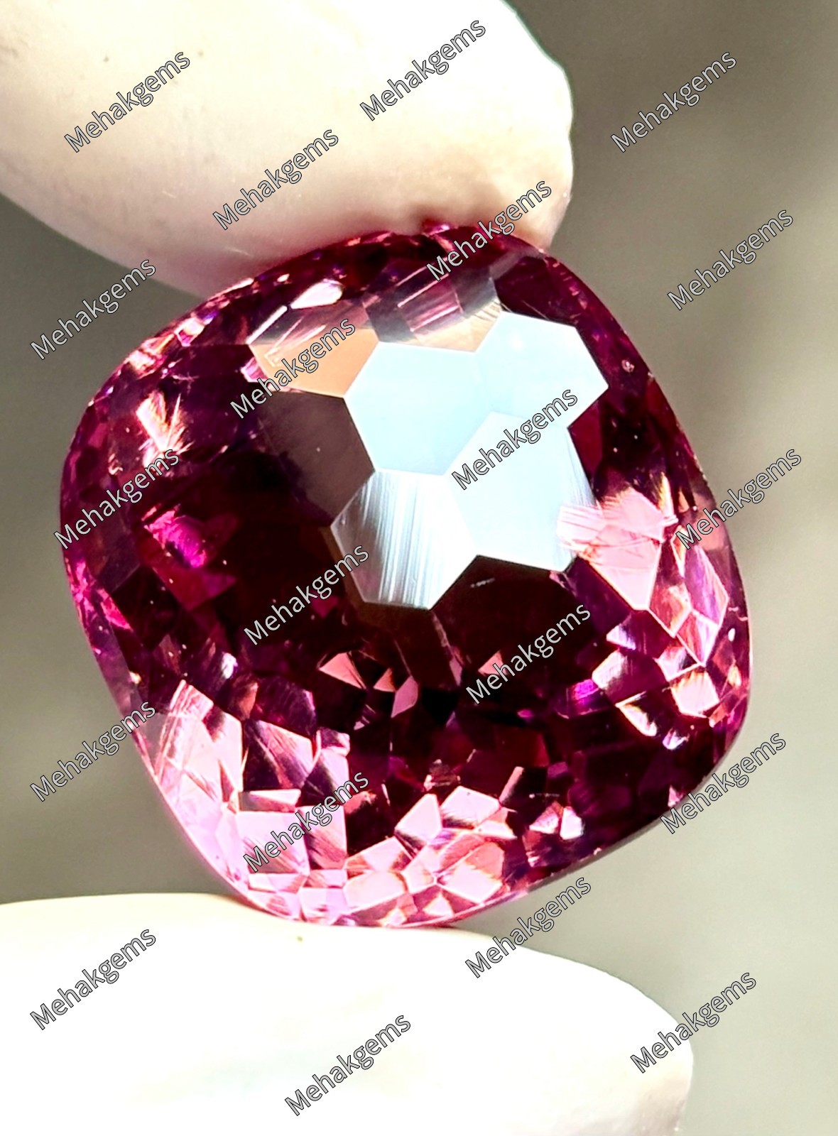 41 Ct Zultanite Gemstone, Honeycomb Cushion Cut Color Change Diaspore, Statement