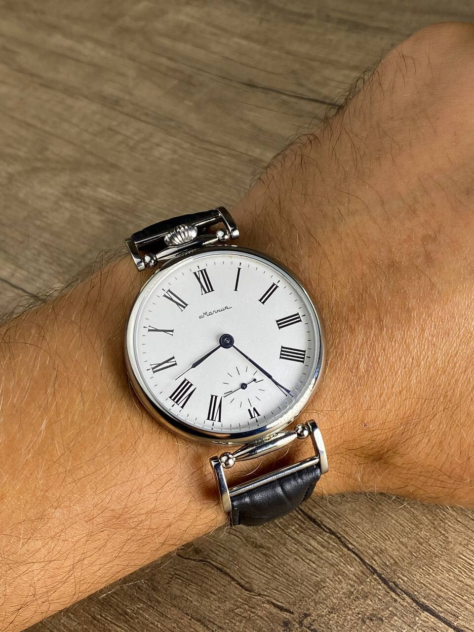 Vintage Watch USSR MARRIAGE Rare Classic Dress Men’s mechanism MOLNIJA 3602