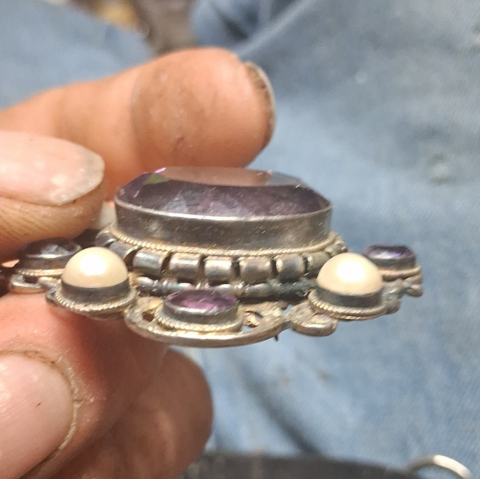 Silver Tone Metal Oval Amethyst & Pearl Bezel Brooch Pin with Dangle Drop