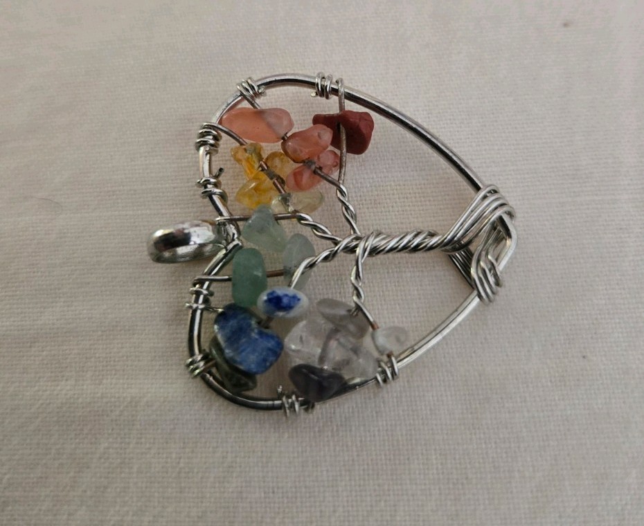 Vintage Artisan Silver Wire Wrapped Heart Gemstone Chakra Tree Of Life Pendant