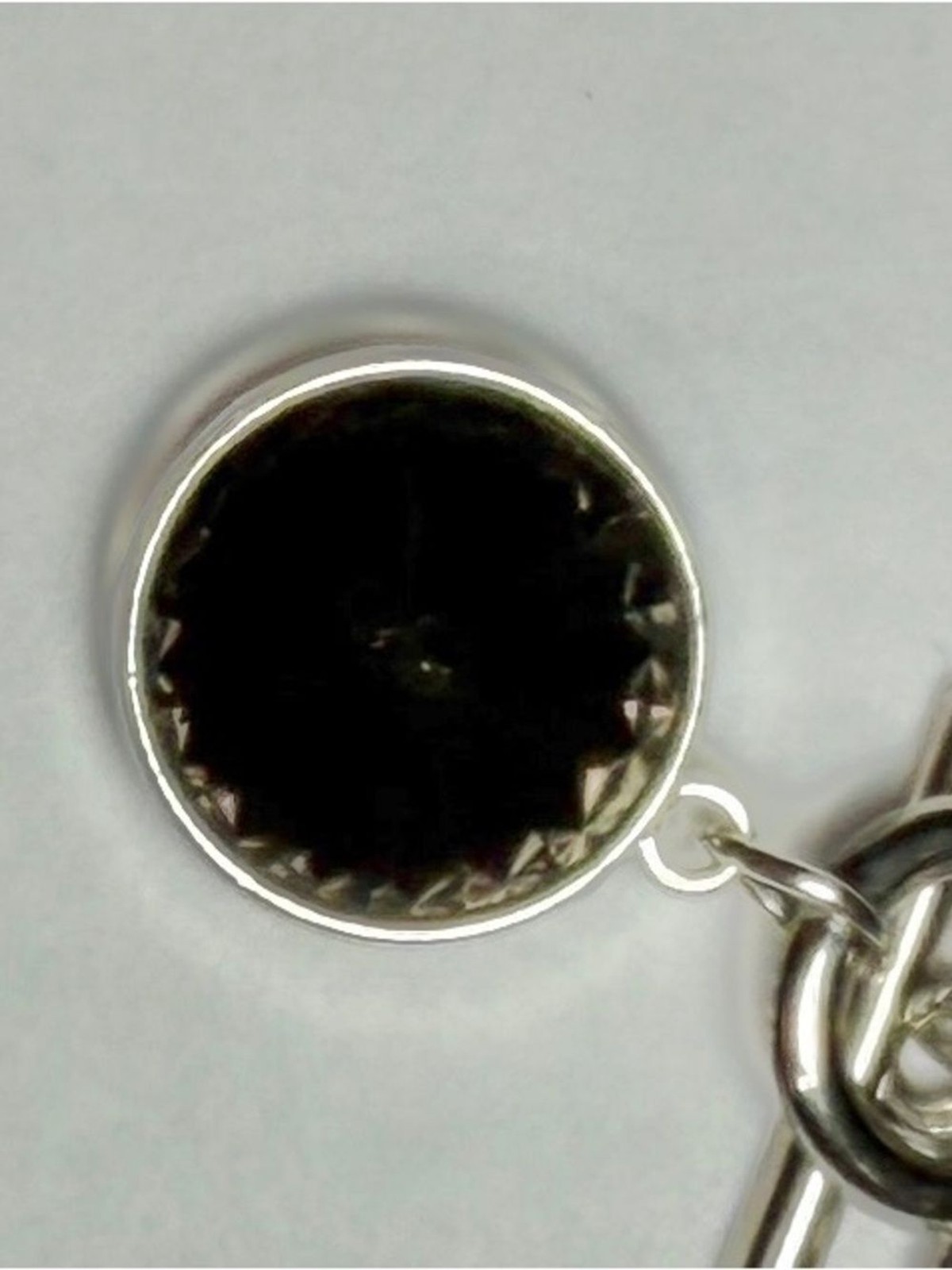 Silver Chain Necklace Round Grey Stone Pendant Toggle Clasp Fashion Jewelry 18″