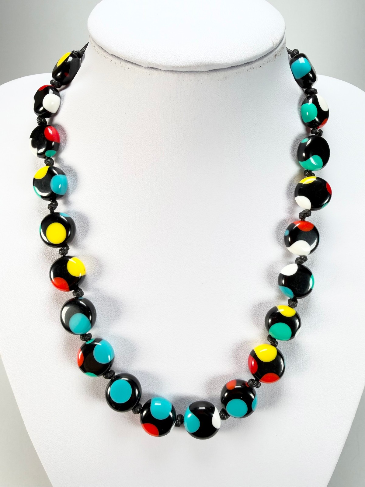 Sobral – Dots “Yoi” Multi coloured Dots Resin Necklace ( 005358 )