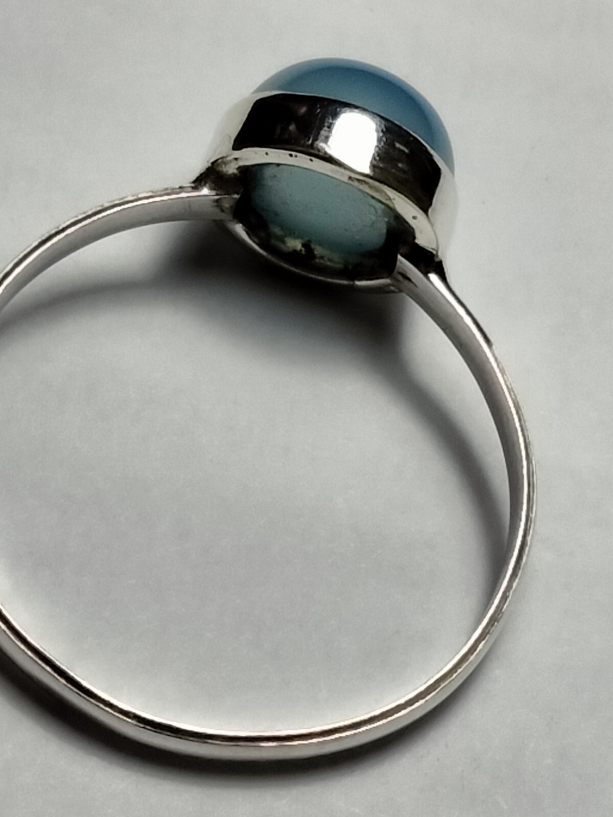 LOVELY SEA BLUE CHALCEDONY IN STERLING SILVER.925 RING SIZE 9.0-9.25!