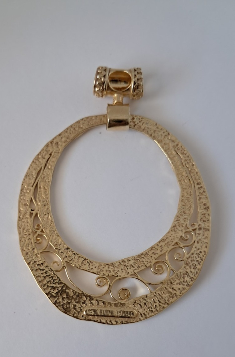 LIRM Sterling Silver Gold Plated Vintage Israel Large Circle Scroll Pendant 11G
