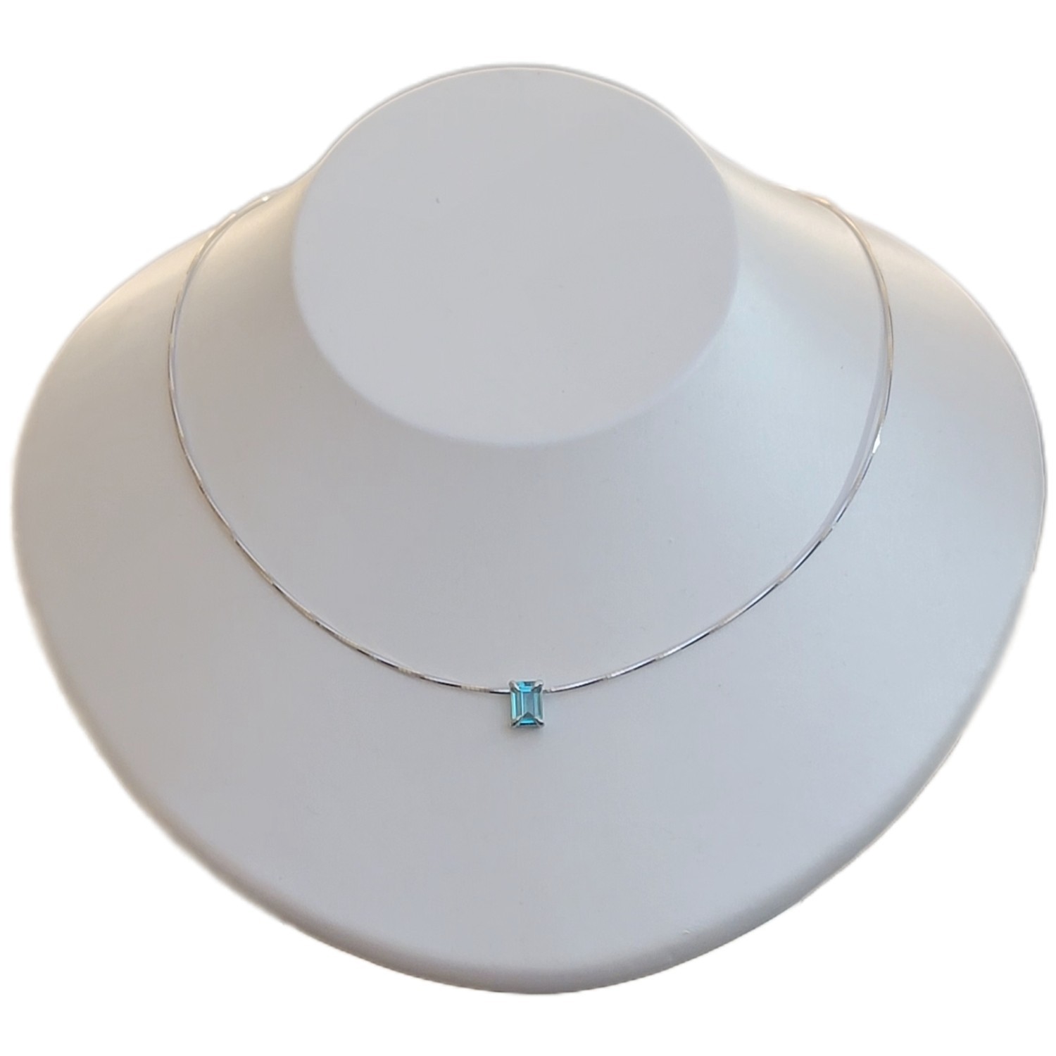 Neon Blue YAG Sterling Silver Solitaire Necklace Gift Box 925 Silver NWTs