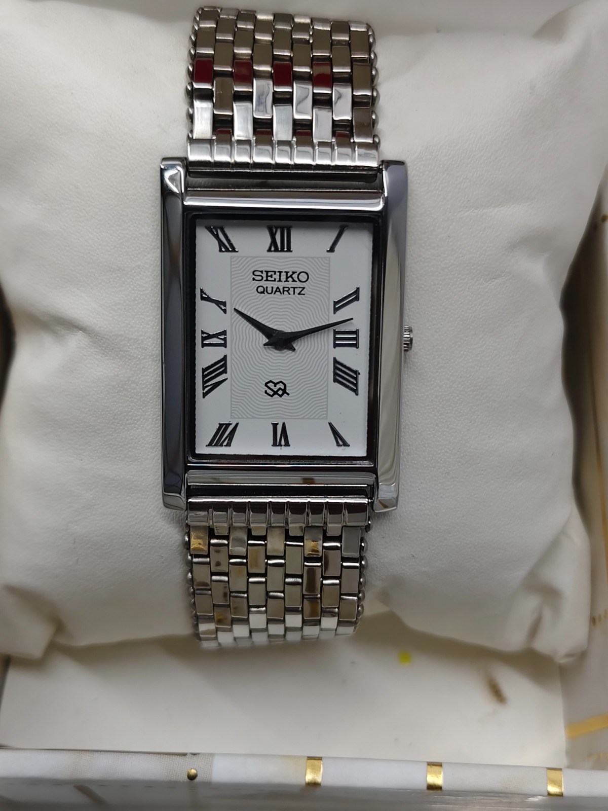Vintage Refurbished Seiko Slim Tank White Quartz Japan Men s Wrist Watch