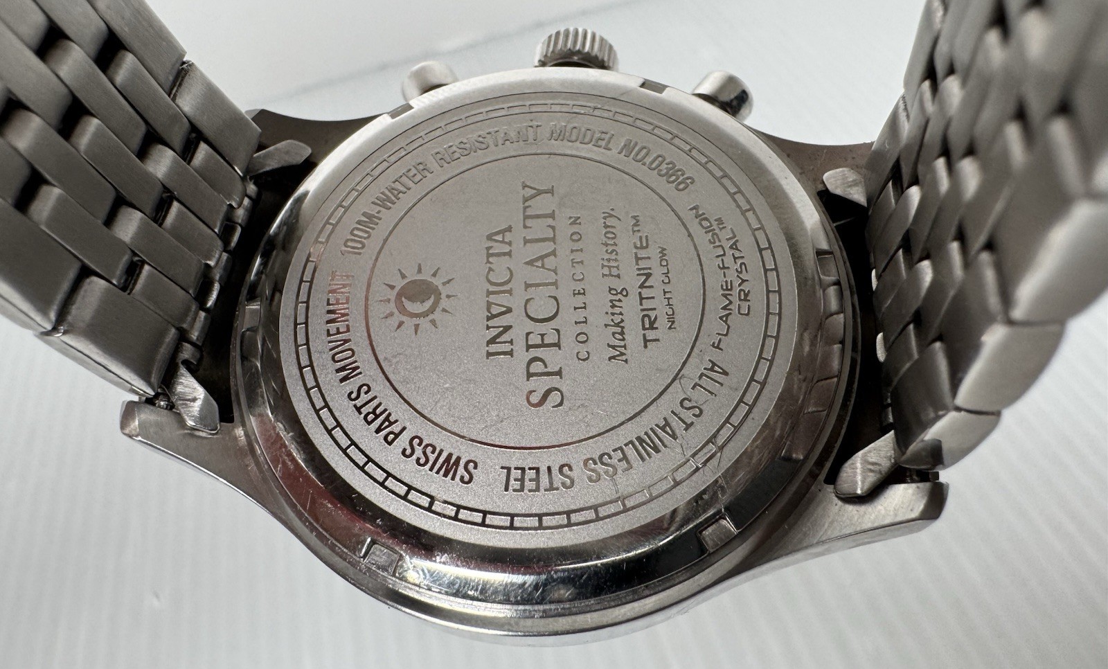 Invicta Specialty Collection 0366 Mens Watch 100 M Flame Fusion Crystal Swiss