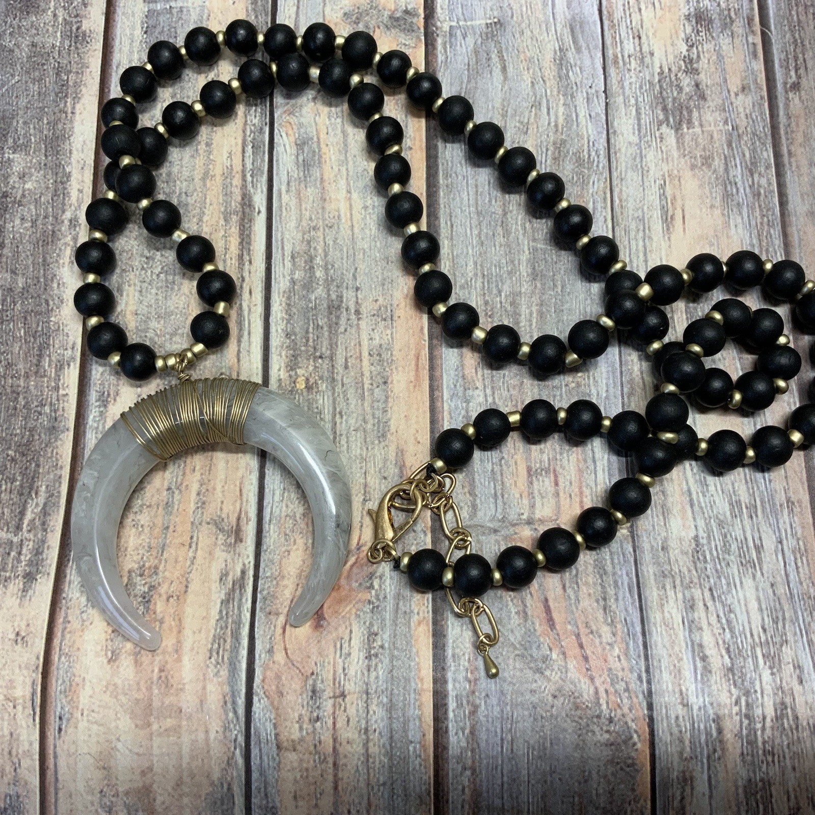 Plastic and wood bead faux horn resin pendant boho necklace