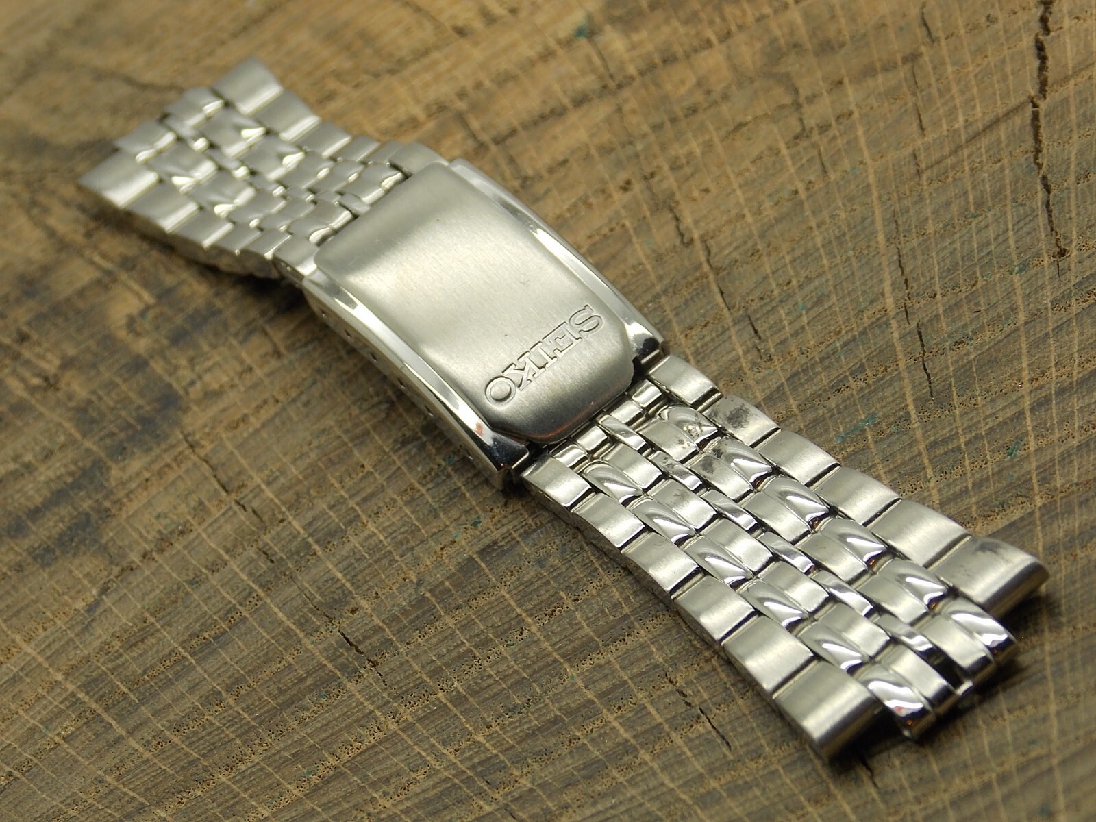 Seiko XShort Deployment Clasp Unused NOS Watch Band Center Link Attachment 9.7mm