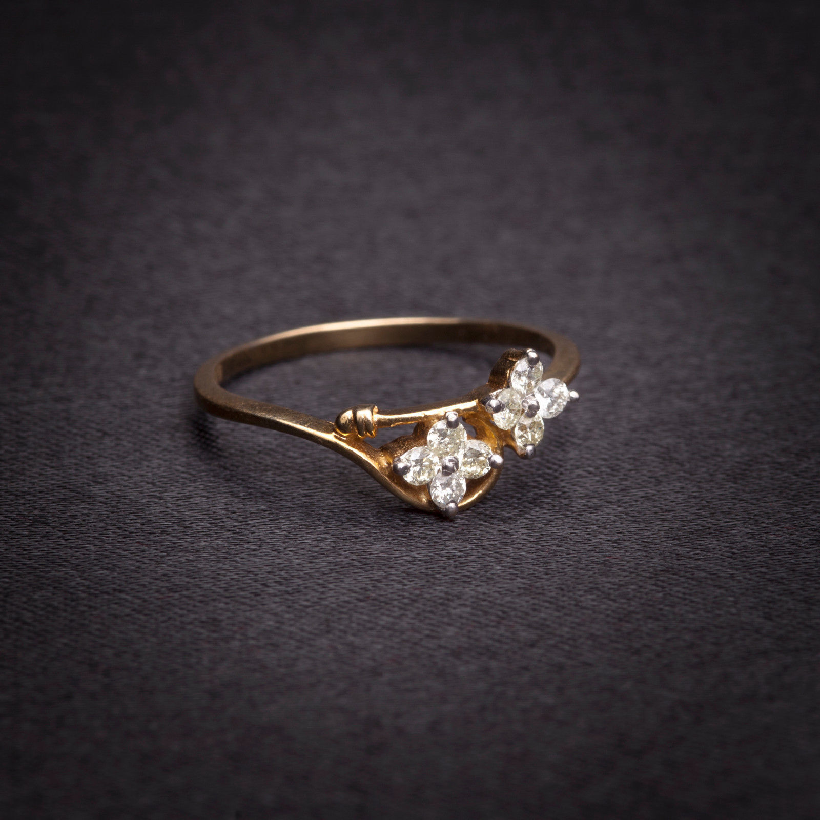 Pave 0.27 Cts Round Brilliant Cut Natural Diamonds Anniversary Ring In 18K Gold