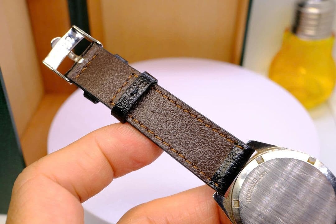 C152 OMEGA Geneve automatic watch Safe packing!