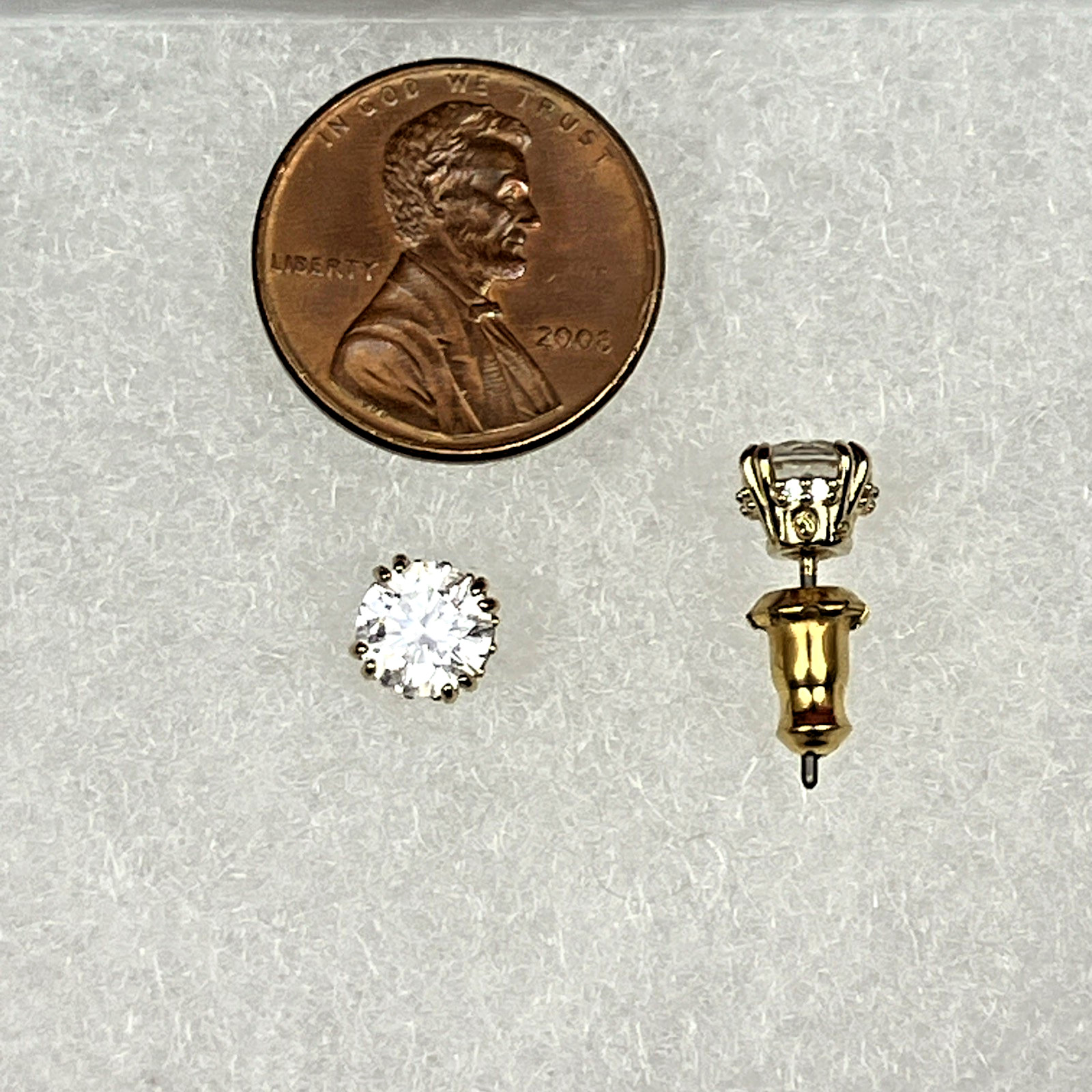 Swarovski Stilla Crystal Stud Earrings NWOT RP $89