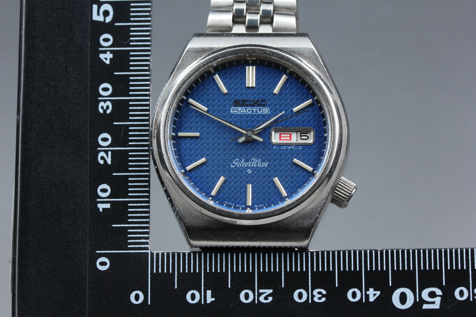 Vintage 1976 JDM ‘Kanji’ Seiko 5 Actus Silver Wave 6306-8010 AT Watch From Japan