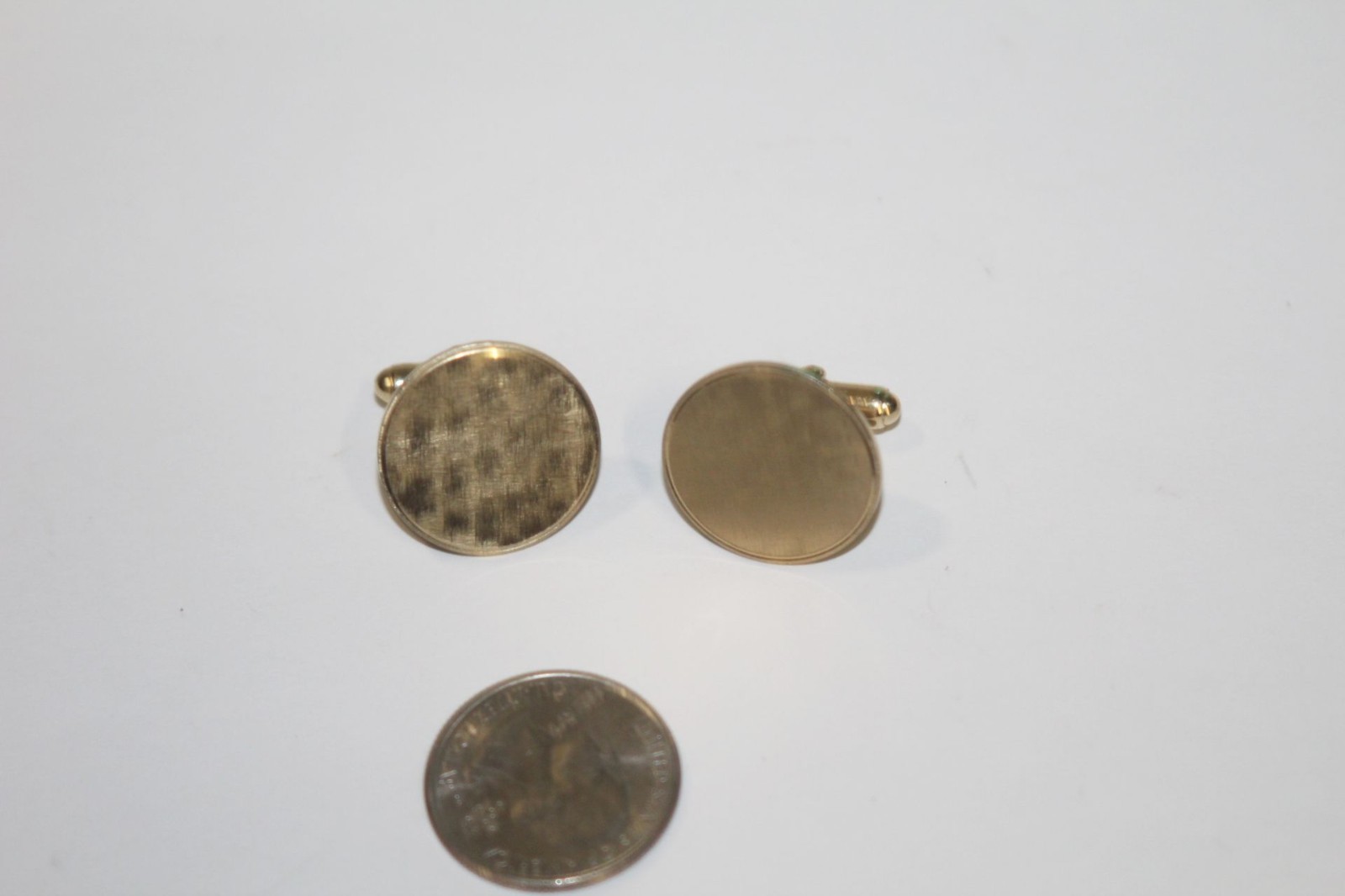 Vintage MCM Estate Round Brushed Pattern (no Mono) Gold Tone Cufflinks Set Pair
