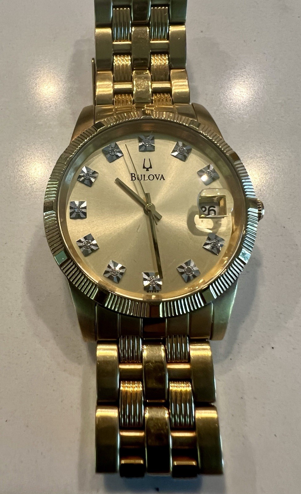 Nice 2006 Bulova Unisex Date Watch