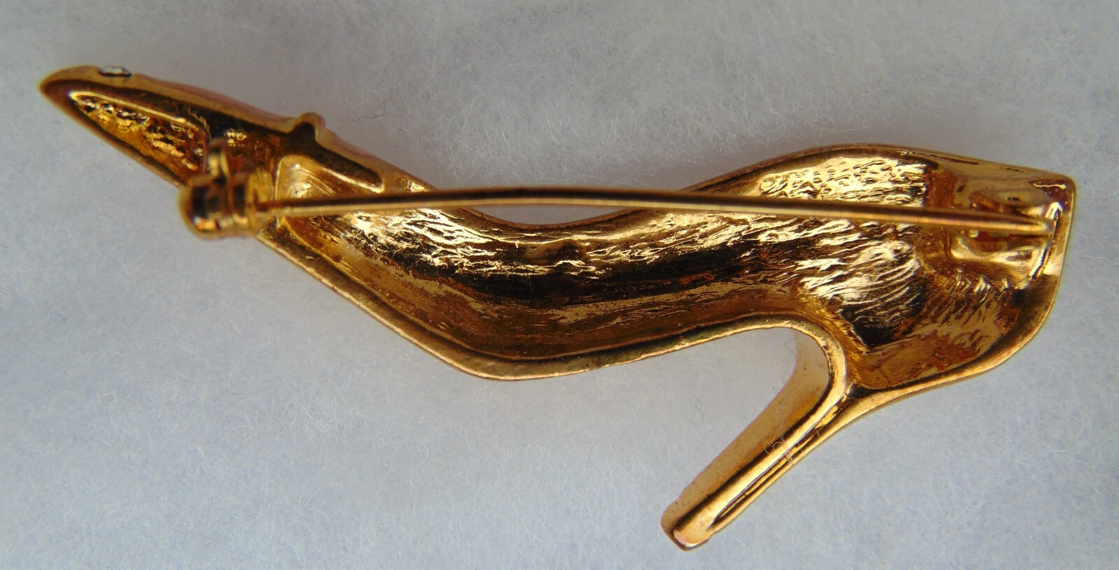PINK RHINESTONE HIGH HEEL SHOE BROOCH PIN~ 2 1/8″ ~ 18KT GOLD PLATED ~NEW IN BOX