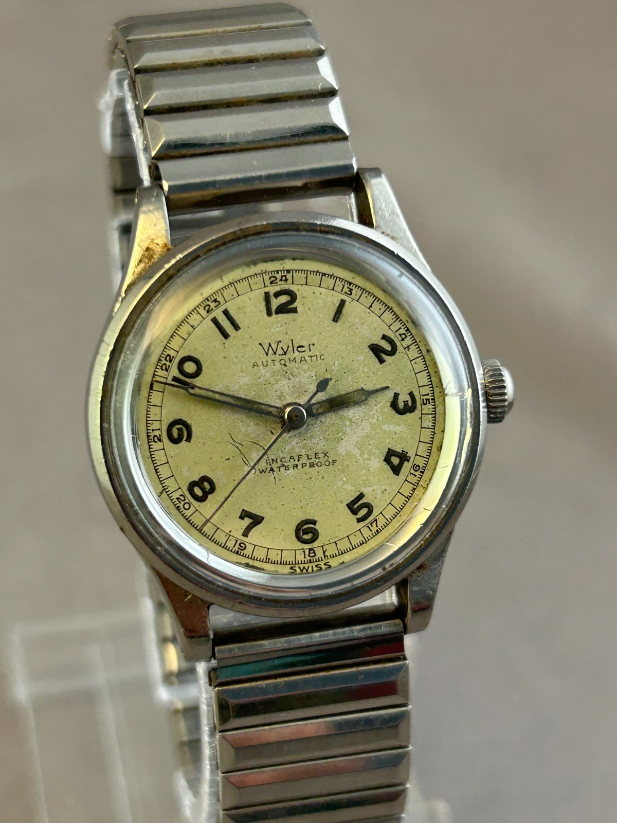 Wyler Bumper Automatic Incaflex Mens Watch, 1940’s, Front Load Case, Runs