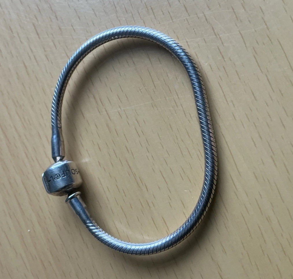 925 Silver Snake Chain Bracelet / Size Small / 16cm/ Signed Soufeel