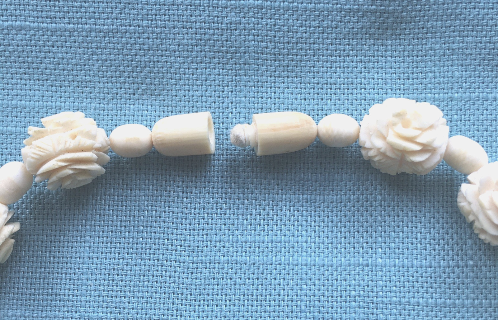 Vintage 18″ Carved Necklace Bovine Bone Rose Floral with Barrel Screw Clasp