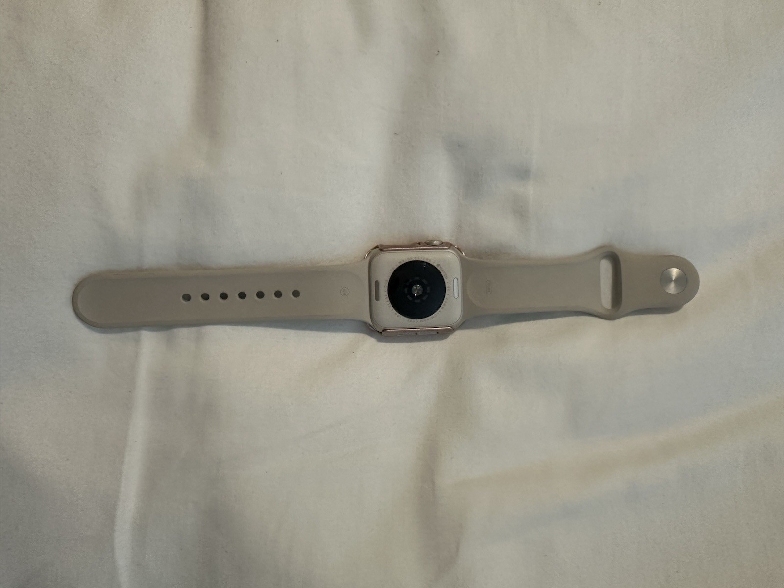 Apple Watch SE 40mm GPS Rose Gold – Works – With Band – No Charger