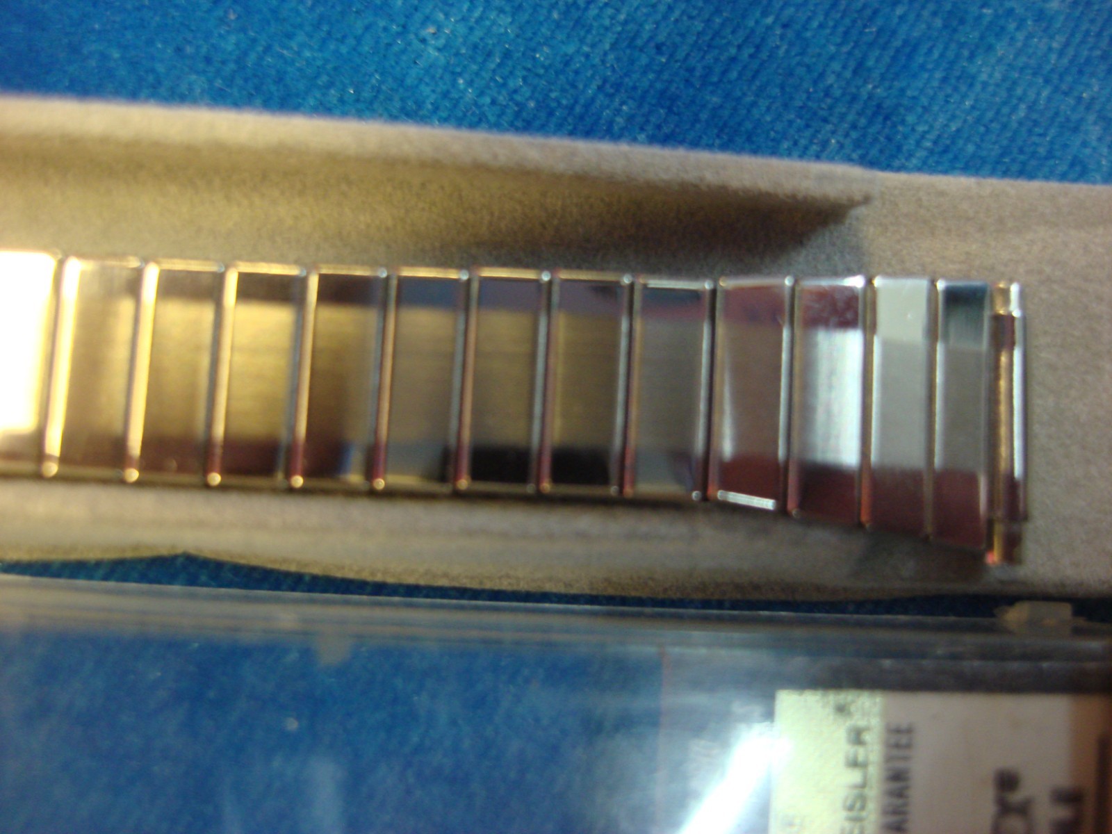 VINT. FLEX-ON BY KREISLER -GOLD TONE STAINLESS WATCH BAND – NOS – 11 – 15 MM
