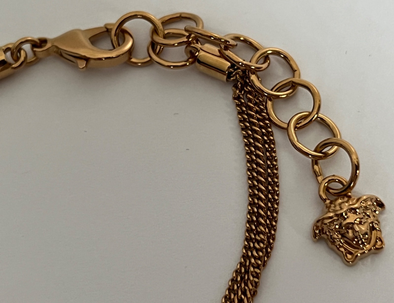 NWT Versace Medusa Head Large 3D Logo Charm Greek Key Gold Chain Bracelet $1295