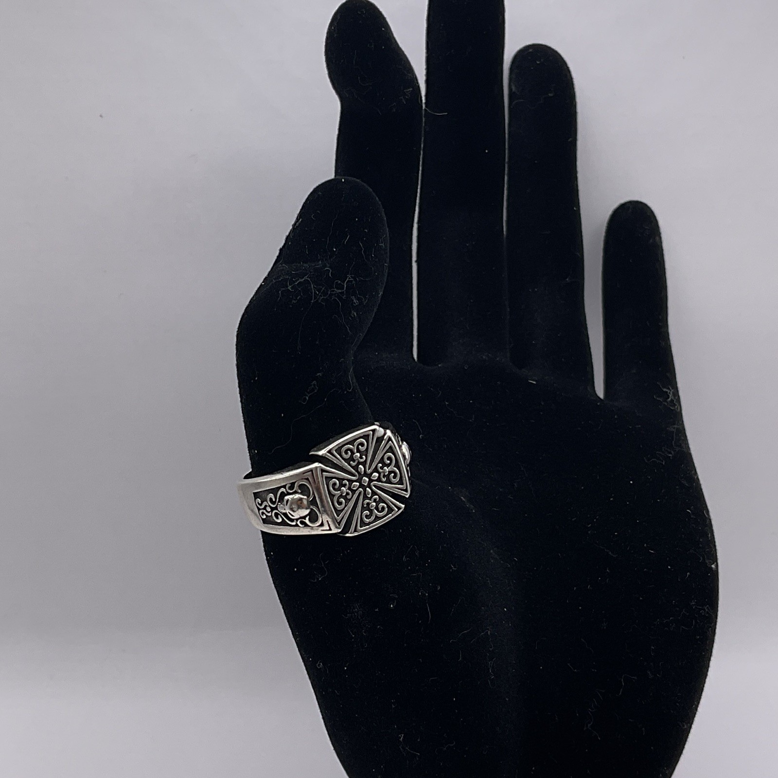 Gothic Maltese Cross Signet Ring Size 9 Vintage Oxidized Silver Tone Filigree
